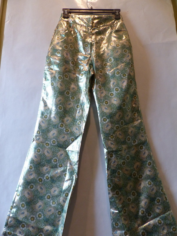 TOPSHOP WOMENS HIGHRISE SLEEK KICKFLARE PANT IN FLORAL PRINT SIZE 4