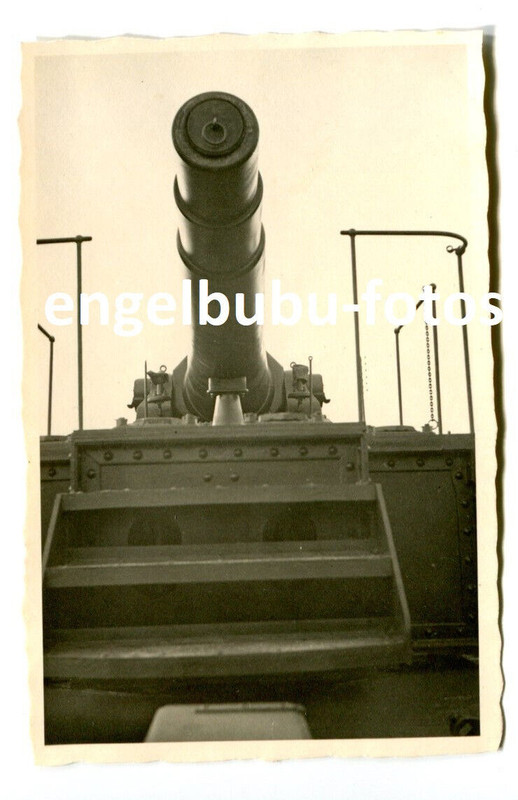 FOTO - Bahnhof -Salbris- - Eisenbahngeschütz - Frankreich- Leopold Langer Max -5