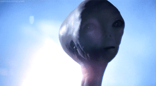 Close-Encounters-of-the-Third-Kind-Alien-Emissary-Smiling-Gif.gif