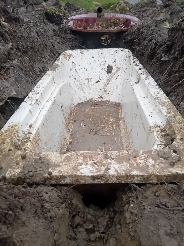 on a sorti puis renterré les 2 bassins avec une meilleure pente