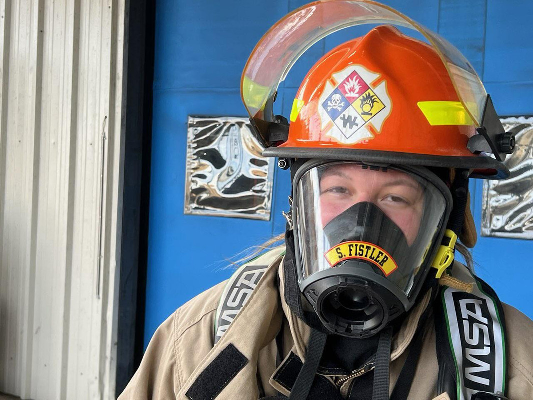 imgi 2 8r15az597jzf1