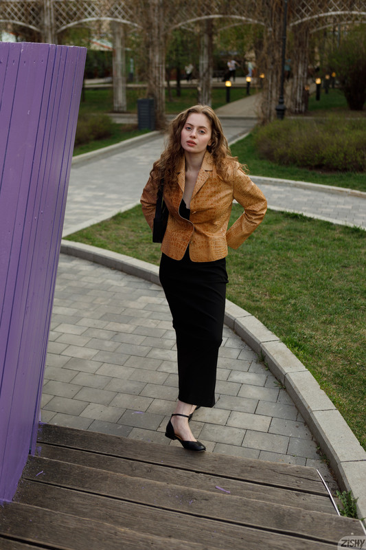 full_003_1351342948153554