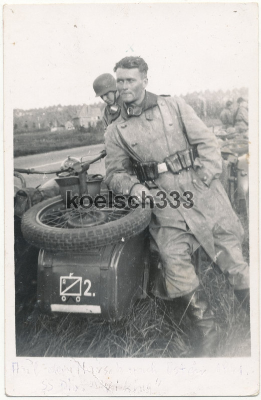 Foto Kradschütze am Motorrad Gespann mit Taktischen Zeichen Ostfeldzug 1941