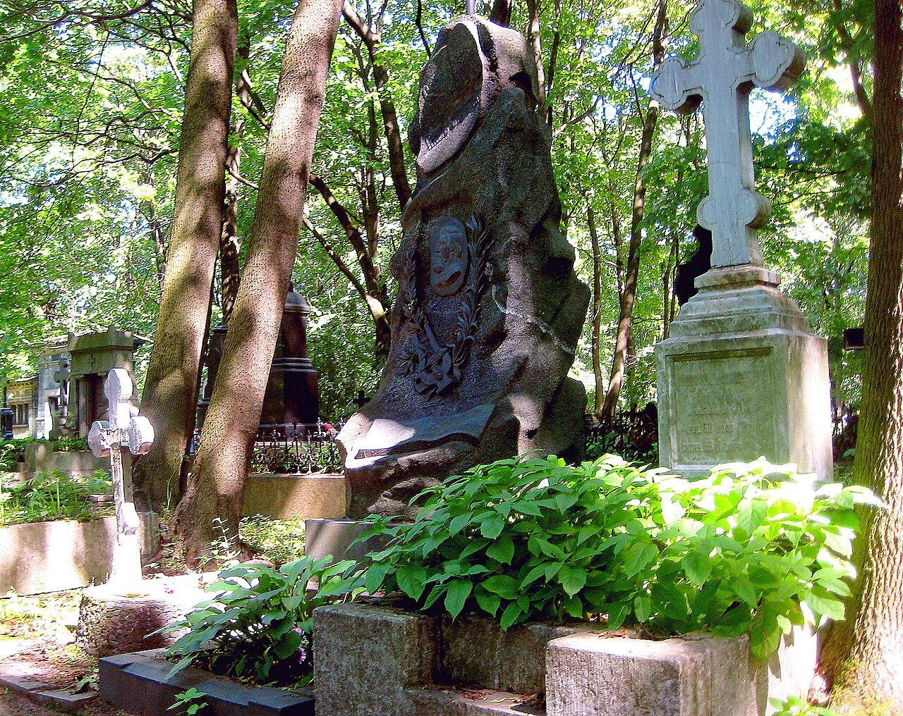 5261-St-Petersburg-Novodevichye-cemetery