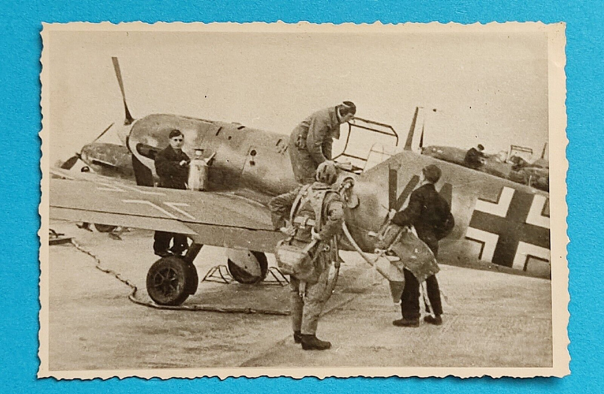 Foto Messerschmitt Bf 109,Flugzeug vor dem Abflug,Pilot,Techniker, LUFTWAFFE 2WK