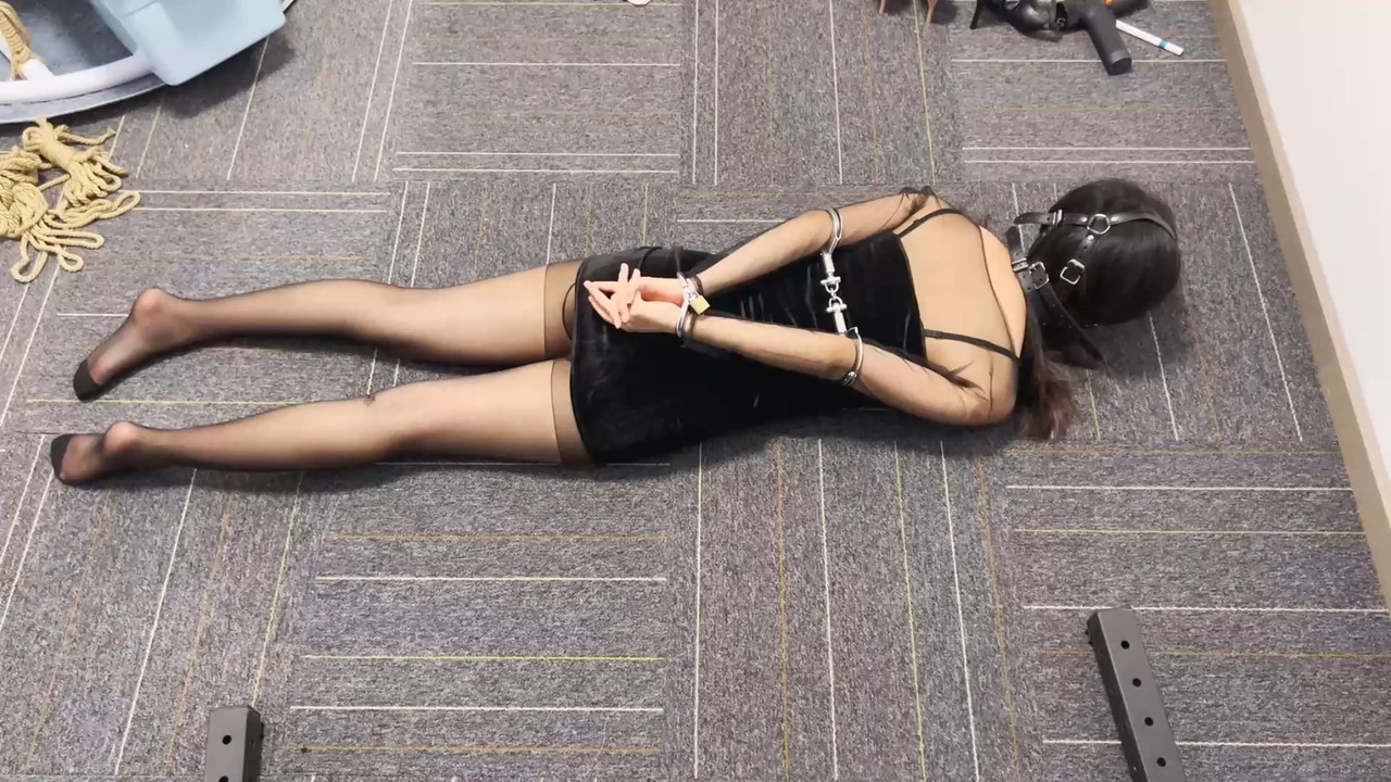 涵涵 吊架 一.mp4_20211102_130104.922