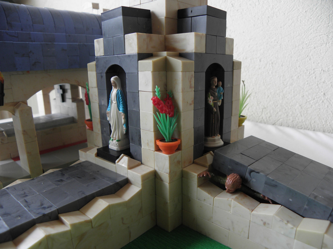 Detalle Monolito