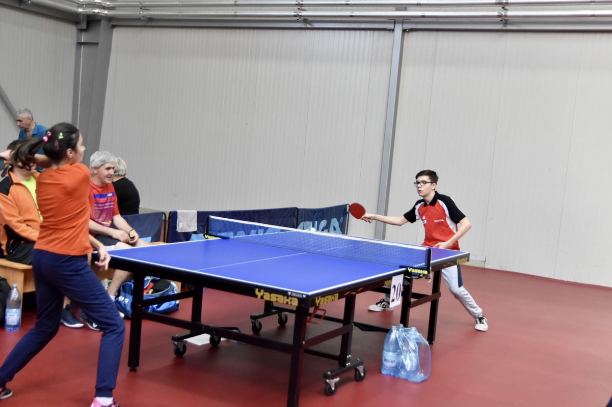 A6A128C5-5DAC-4C4C-BFDC-82EA53308A13