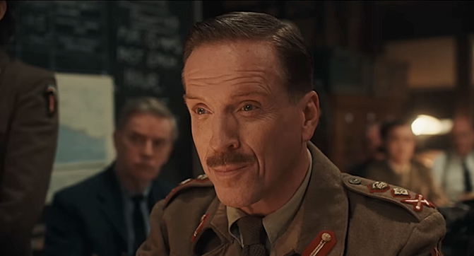 D-DAY-PRESSURE-DAMIAN-LEWIS-1-FOTOR.jpg