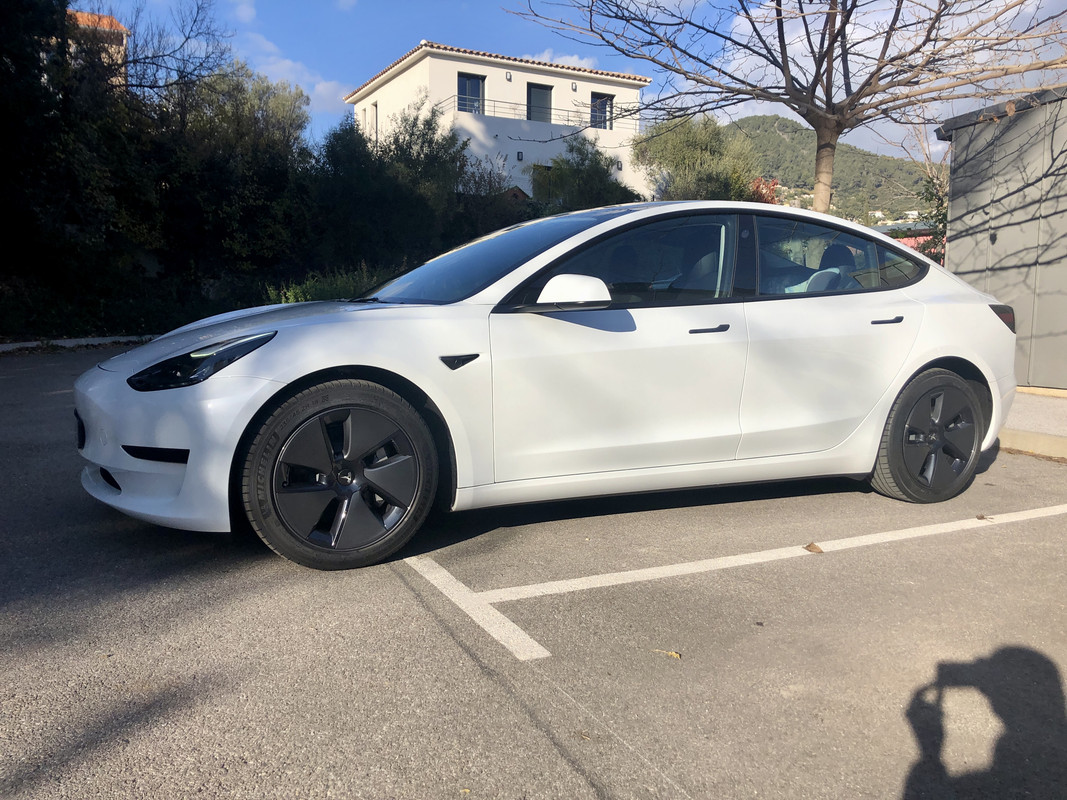 D45F2F2B-94EA-4BB7-980C-B358FDBA339A