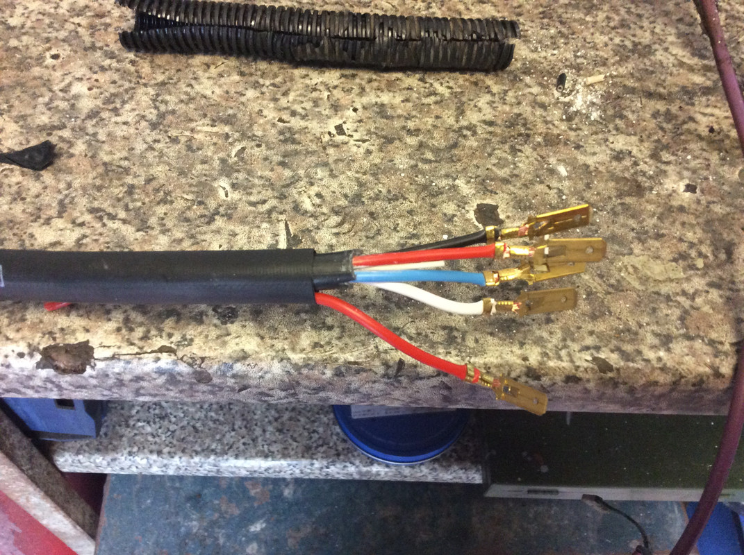 E5A0045F-8EA1-47EB-88F4-F6A81B700765