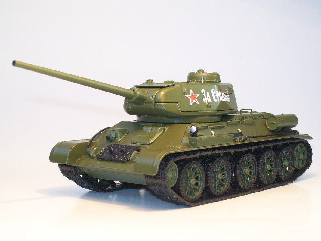 Купить танк минск. Игрушки танки СССР т34-85. Наши танки т-34-85. Железный танк игрушка СССР Т-34. Т 34 85 игрушка.