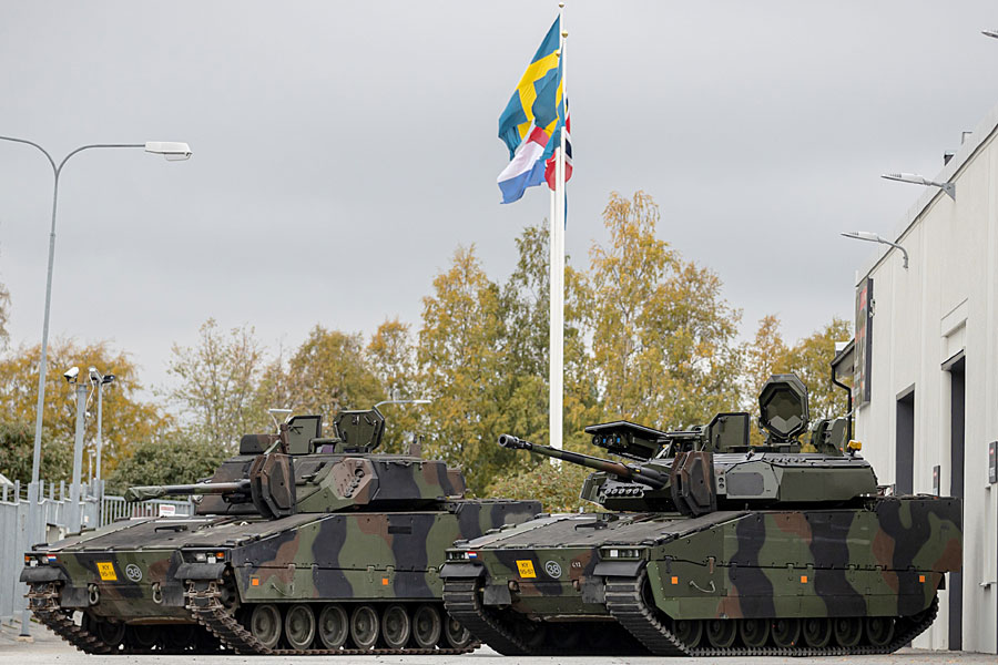 CV90s-old-and-new.jpg