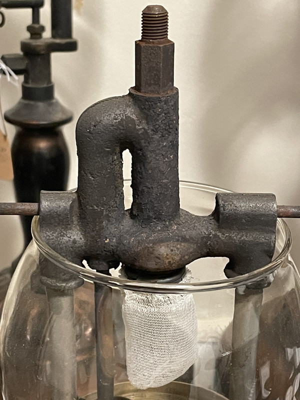 E06BC0D8-3983-44CC-8082-E336FEA38356