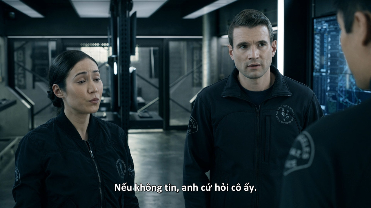 S_W_A_T 2022 S06E12 Netflix 1080p WEB DDP x264-NM21vi.mkv_snapshot_25.15.514