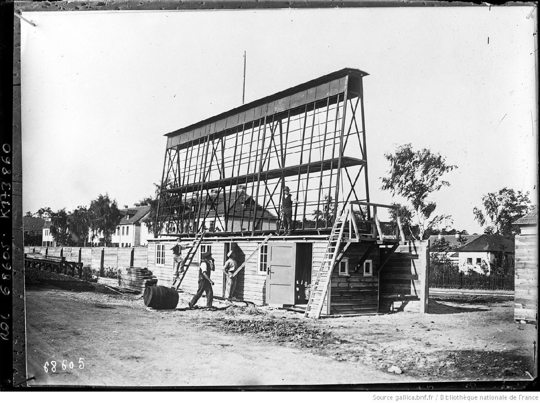 Nouvel_autodrome_à_Berlin_[connu_[...]Agence_Rol_btv1b53068306n_1