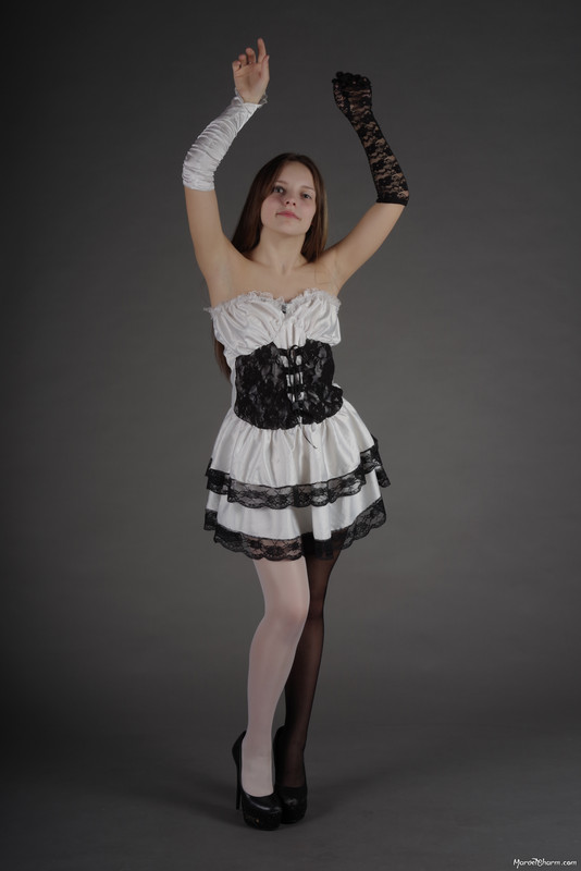 MarvelCharm_Nika-Light-Dark-111