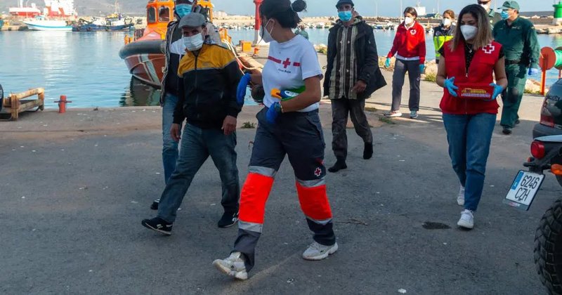 Tylioji invazija į Italiją. 2022 m. jau išsilaipino 28 proc. daugiau migrantų