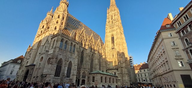 Viena: La ciudad de la música, de las artes y de los sueños - Blogs de Austria - Dia 1: Museo Sisí, biblioteca nacional, Opera y Free tour (63)