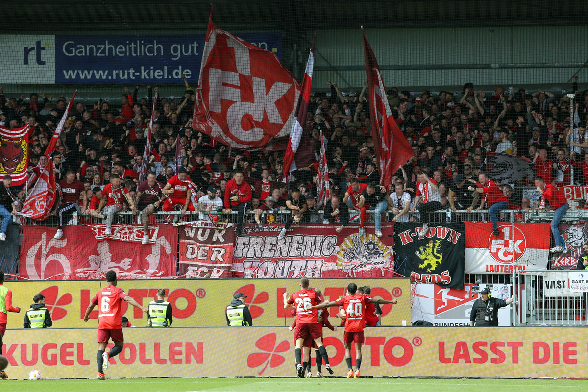 holstein-kiel-1-fc-kaiserslautern-2-bundesliga-2023-2024-25