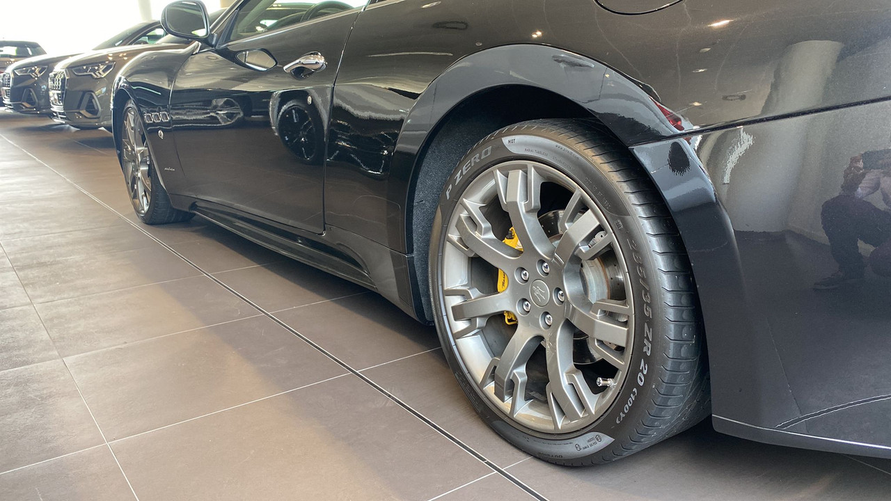 C5C4109B-9033-4072-9420-8BFDF050E81E