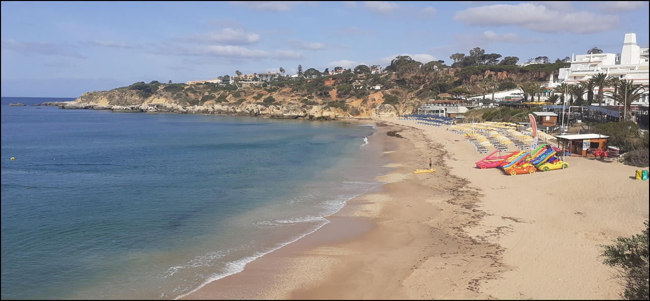 Albufeira-Praia-da-Oura-030625 (6)