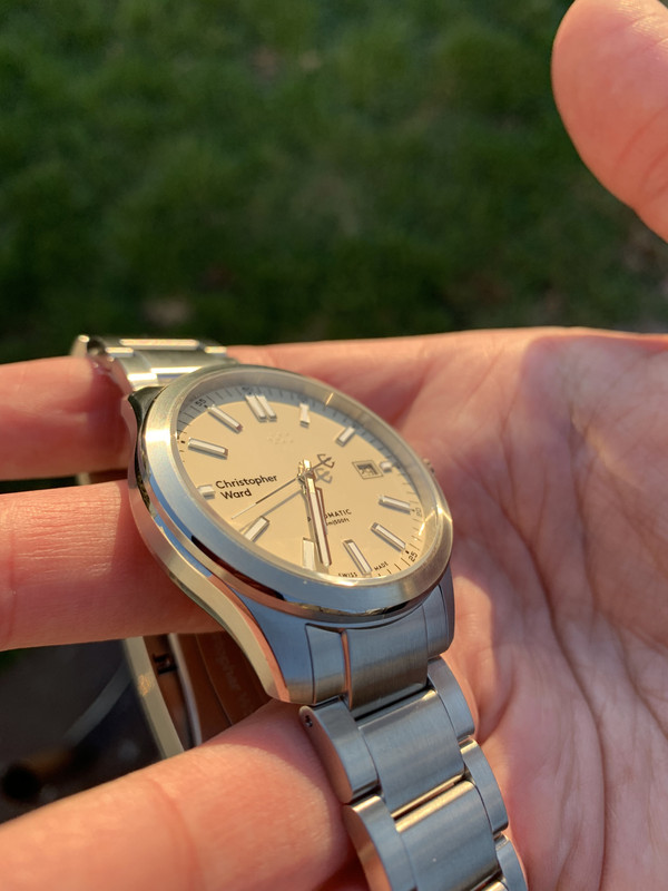 AD195771-3932-40C5-9148-D9AF180EAB1C