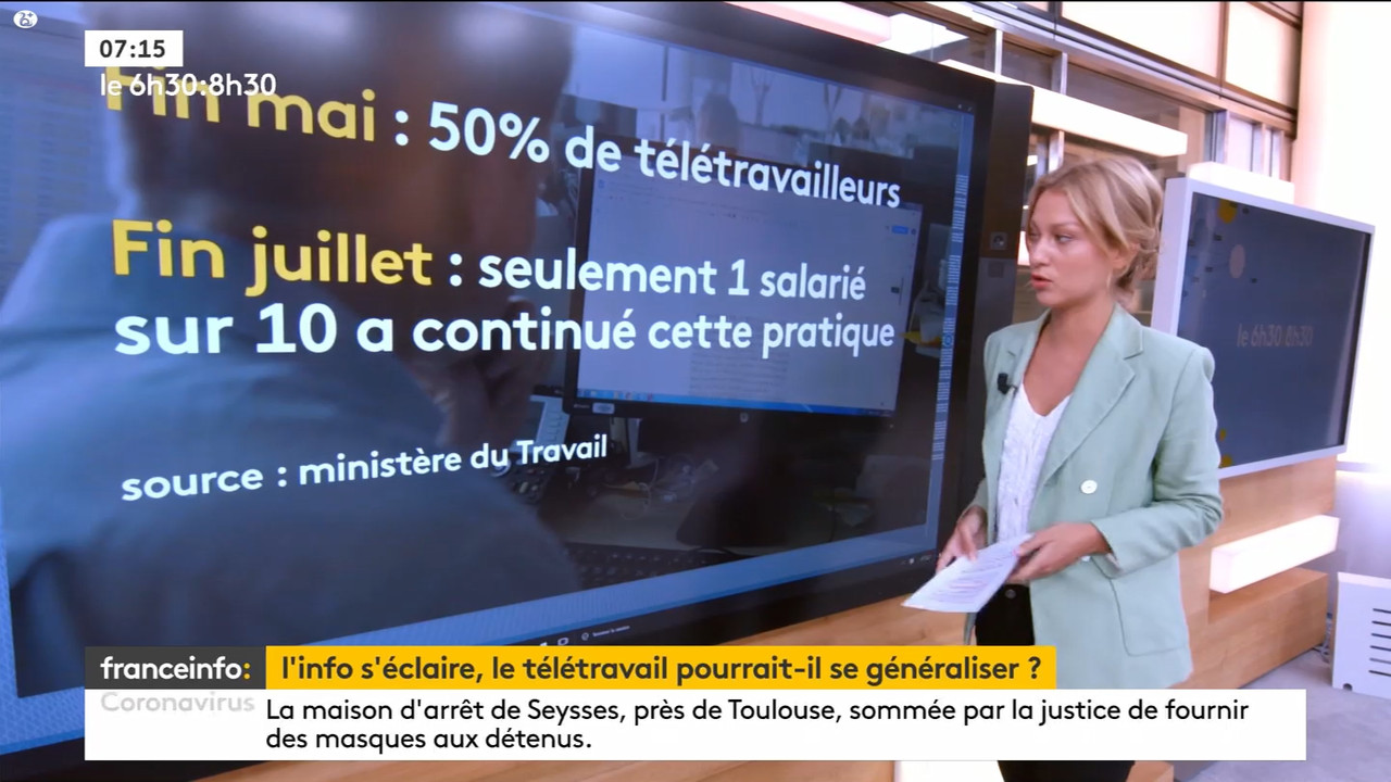 09.10 - 05.29.00 - 9h30. Entre JT, chroniques, invités et revues de p....ts_snapshot_00.52.22.089