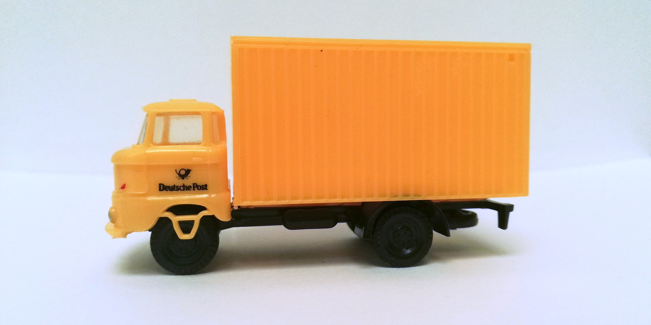 Mach (2895)
