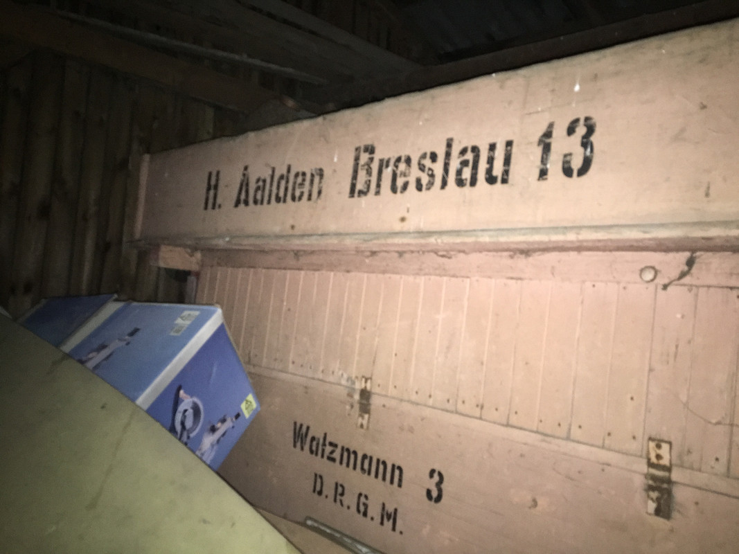 AD0B3130-9081-4312-9BBD-8D42966D1B5B