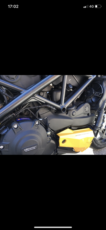 03B52EF2-6A12-4C6D-BC05-EE99B76F3242