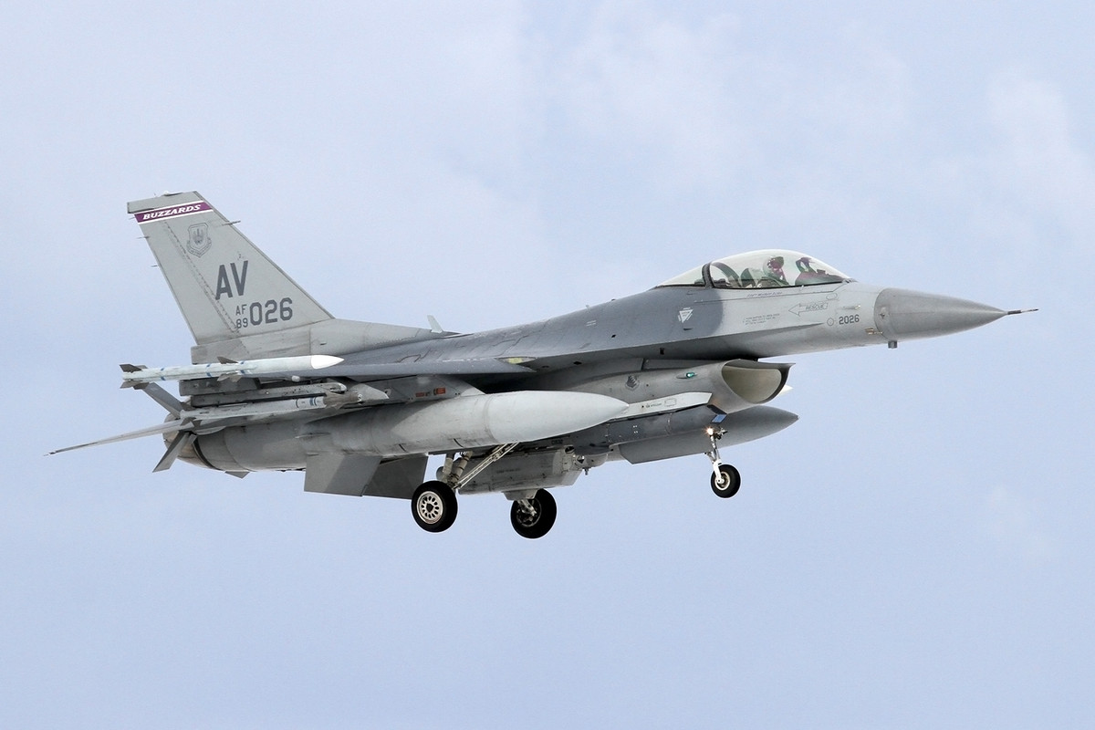 126_F-16C_USAFE_89-2026 ∕ AV_510 FS