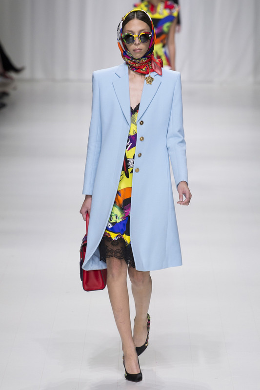 mxmodels-issa-lish-versace-spring-2018-mfw