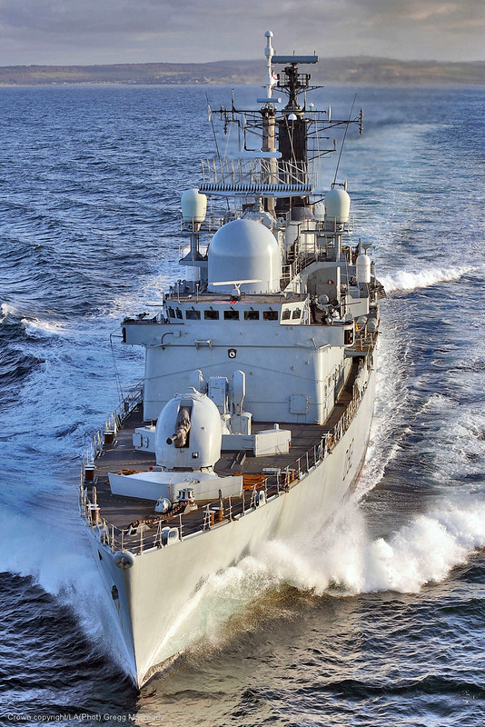 HMS Liverpool (D.92)-5