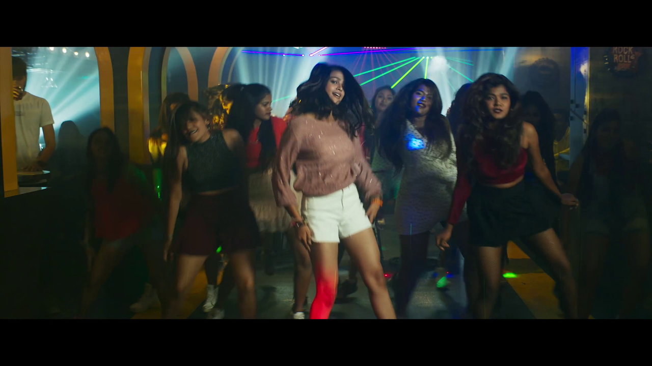 vlcsnap-2023-12-18-00h38m16s782