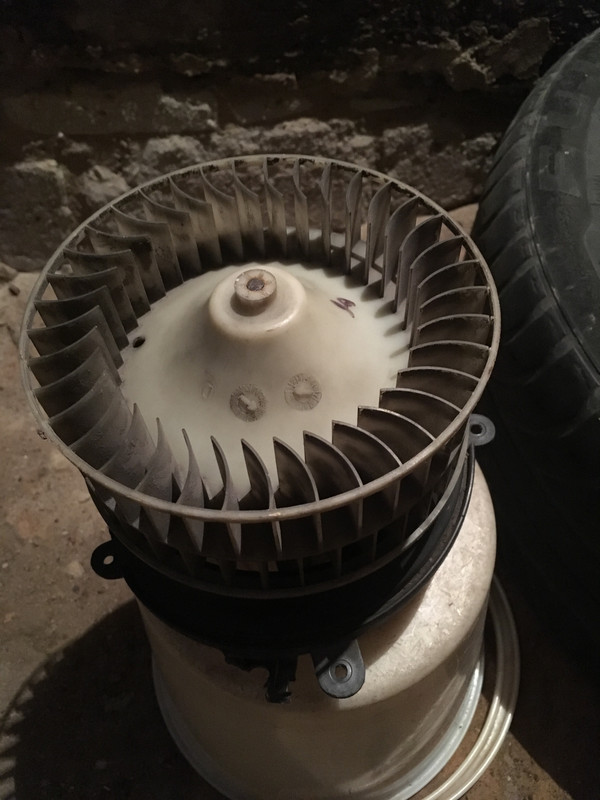 4A9A99B1-F817-4732-8E98-90AA75602567