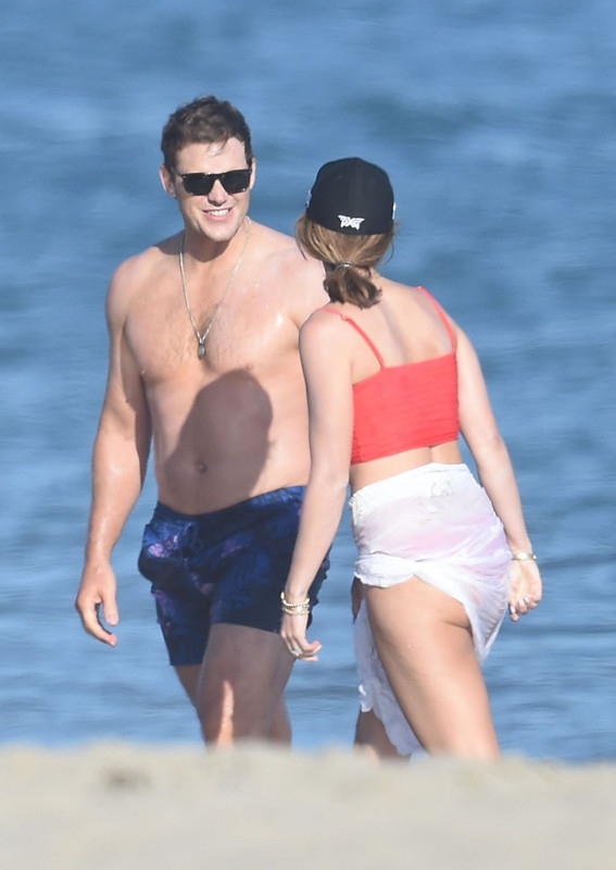 Katherine-Schwarzen(37)