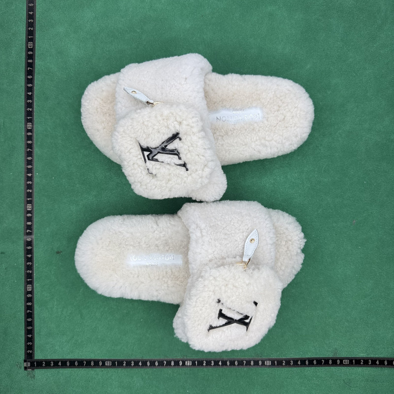 Louis Vuitton Paseo Comfort