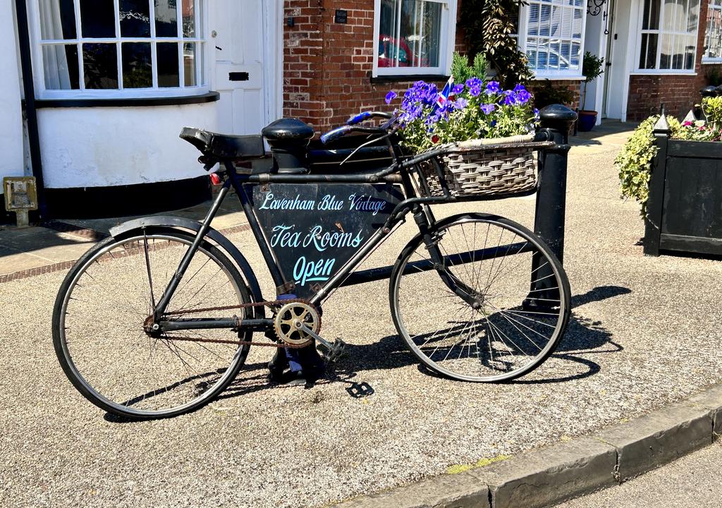 Пёстрая лента. Путешествие по сельским дорогам Англии в мае 2025 г.