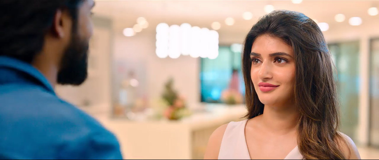 Aadikeshava 2023 WebRip [Tamil + Telugu + Malayalam] 480p, 720p ESub Screenshot