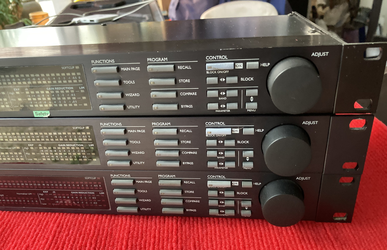 8D7E62CC-0480-43FC-9687-CE36683C27DF