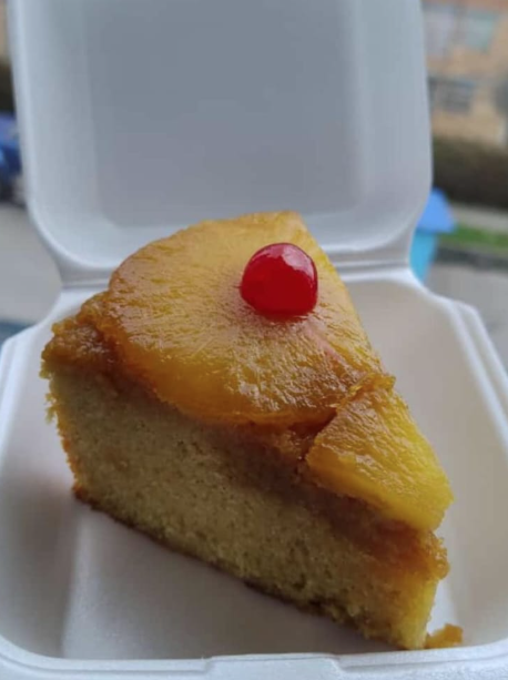 Tarta de piña (Ración)