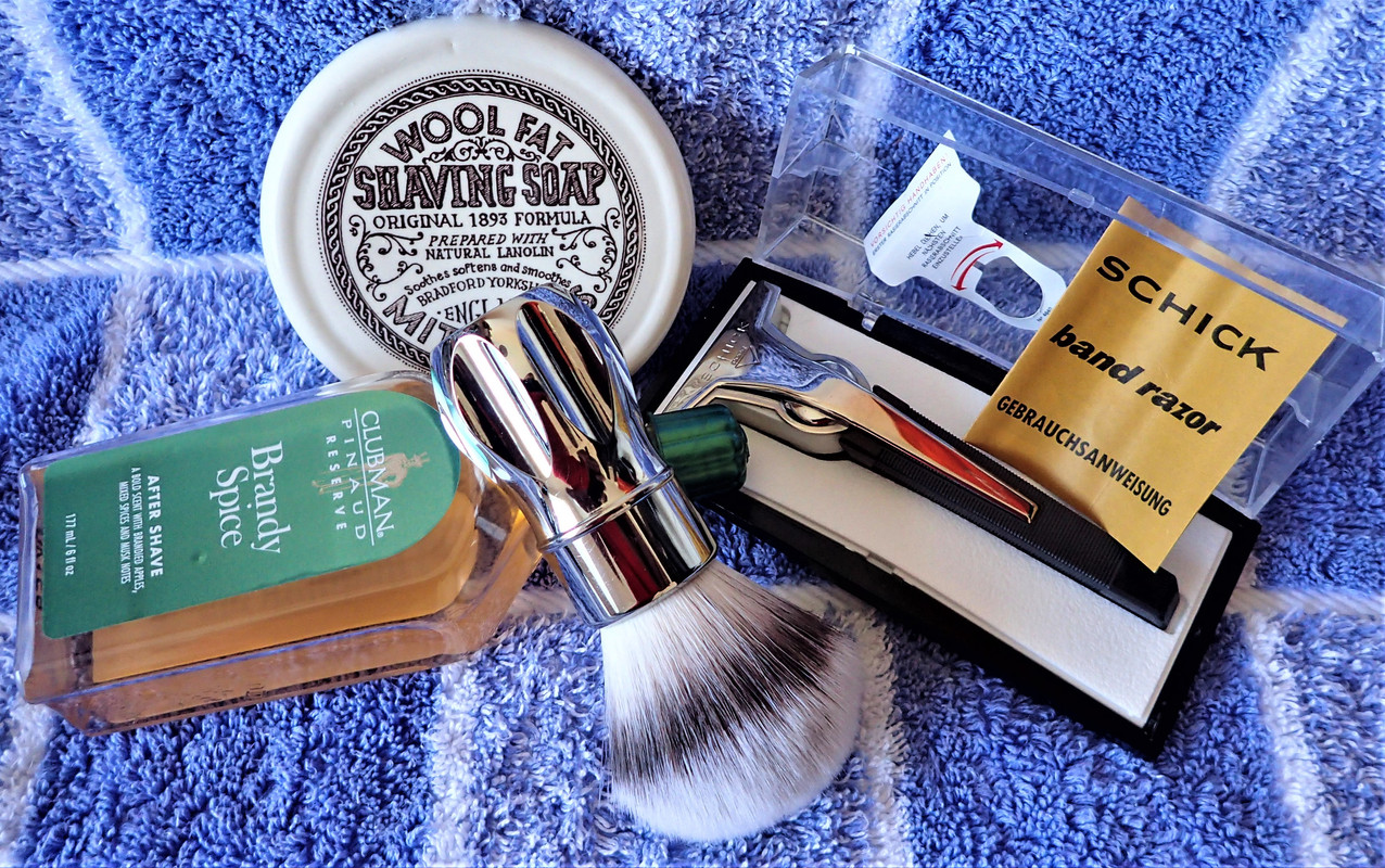 [Image: Wk-18-3.jpg]