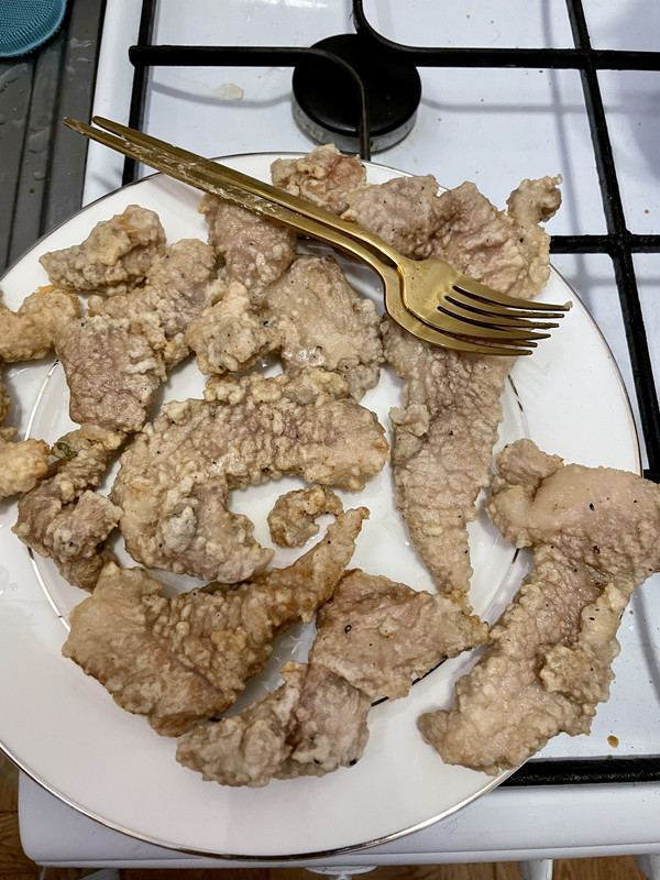 Выглядит ужасно, знаю. Але мы продолжаем.<br>