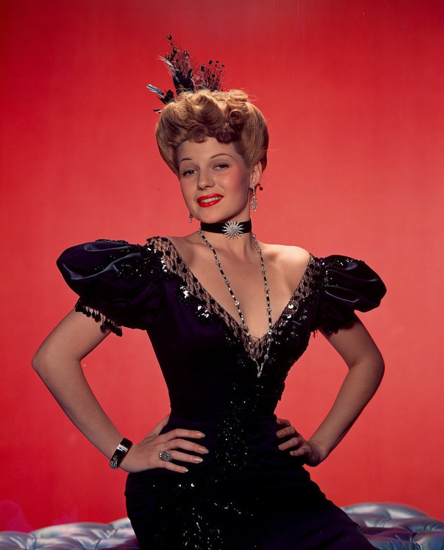 rita_hayworth_e04
