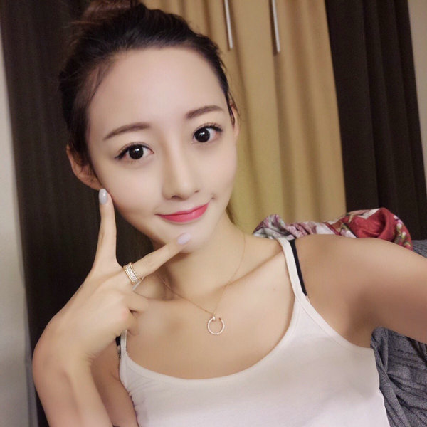 快手怎么才能直播电影;vlog