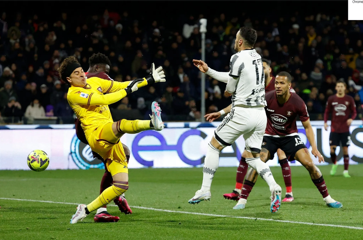 Memo Ochoa no sale vivo del Salernitana vs Juventus; se 'comió' otra goleada