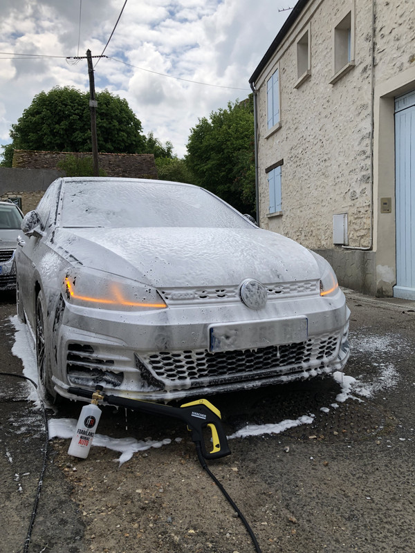 037D5634-5B39-4B54-AF3E-3279A00322A6