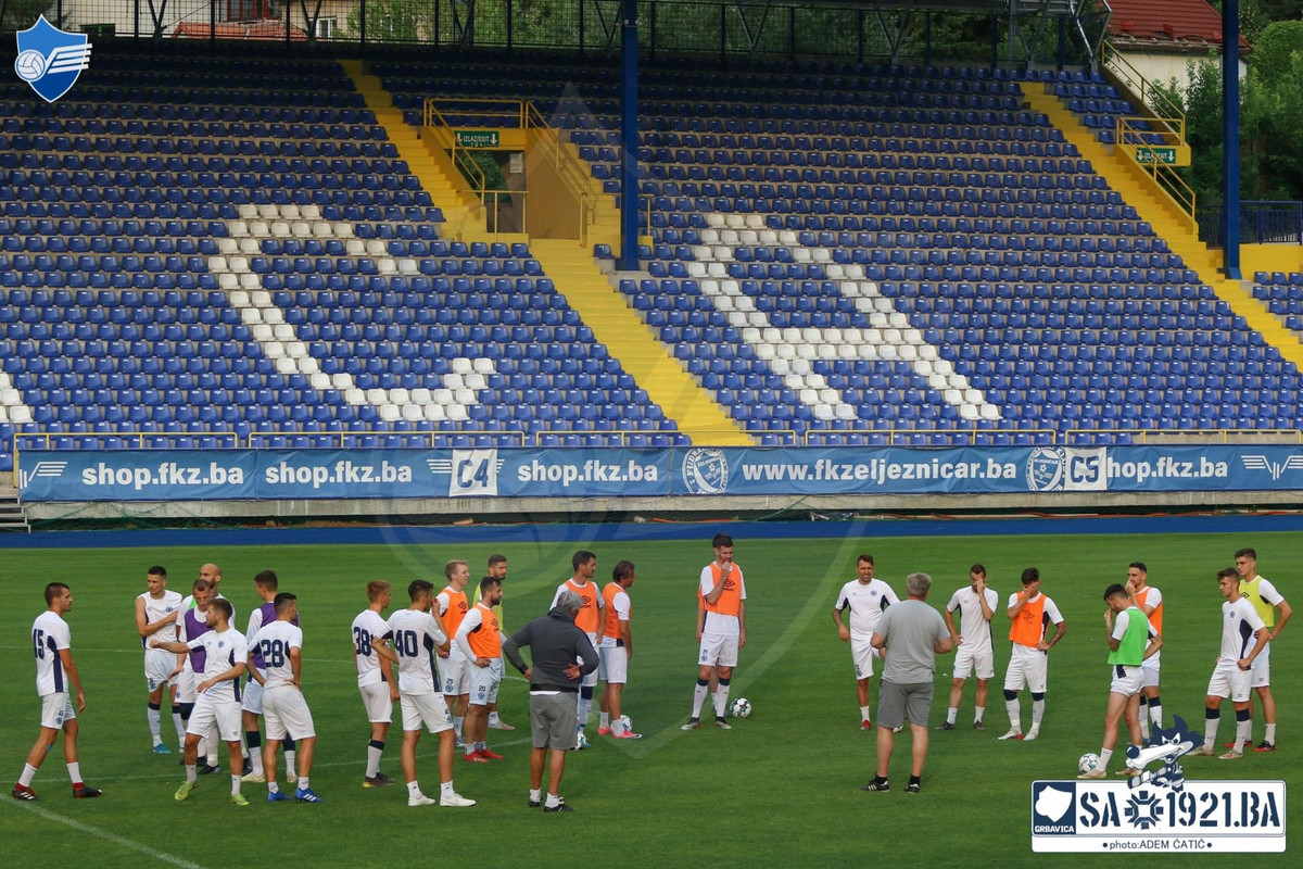 74A74757-38E9-4BC9-8002-55B1D9ABA8C6