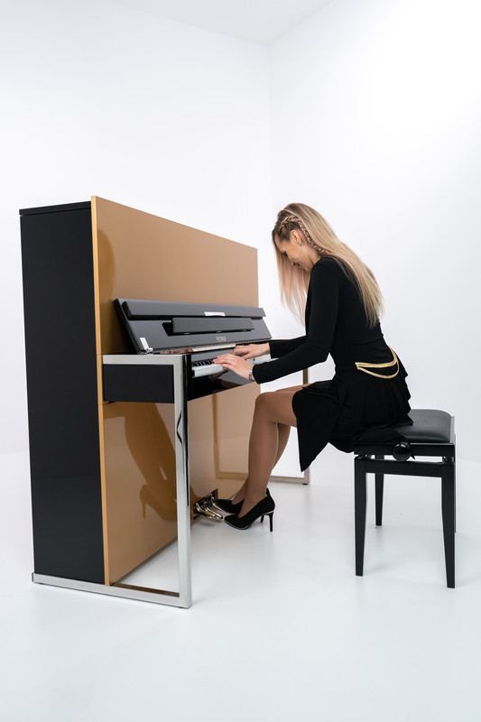 Gamazda gold promo photo